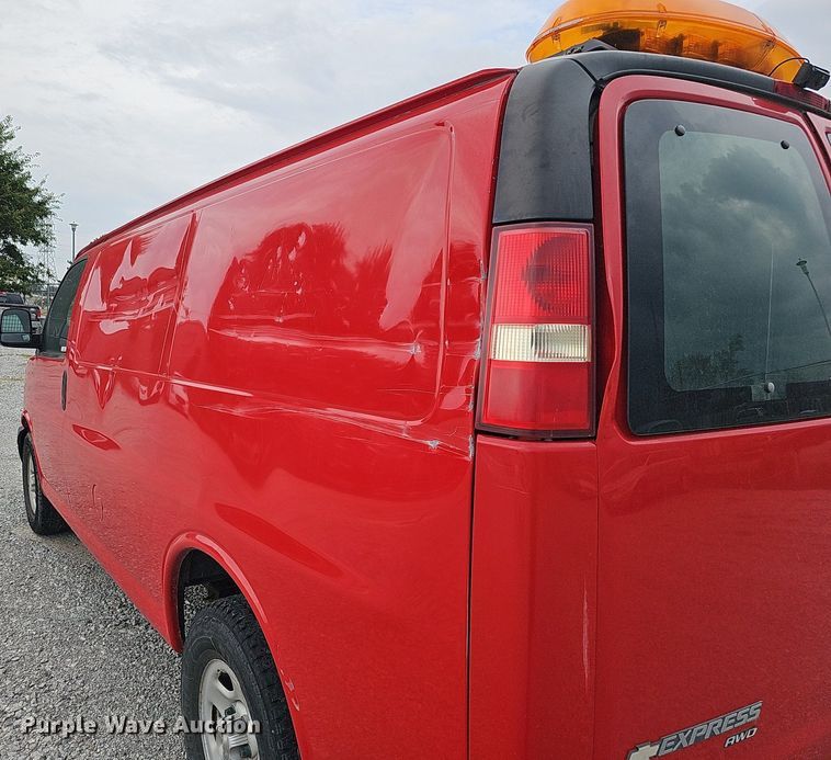 image for item MD9861 2008 Chevrolet Express 1500  van
