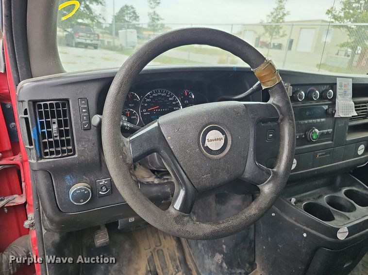 image for item MD9861 2008 Chevrolet Express 1500  van