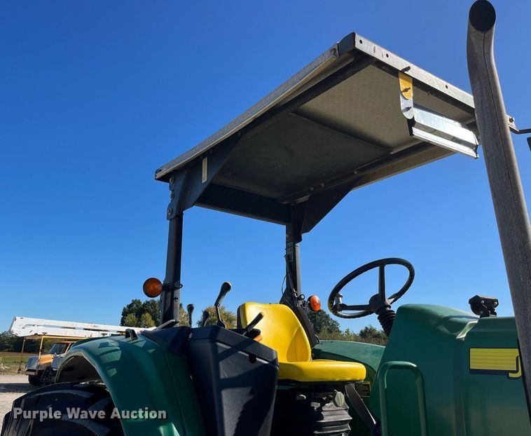 image for item MG9494 John Deere 6615  MFWD tractor