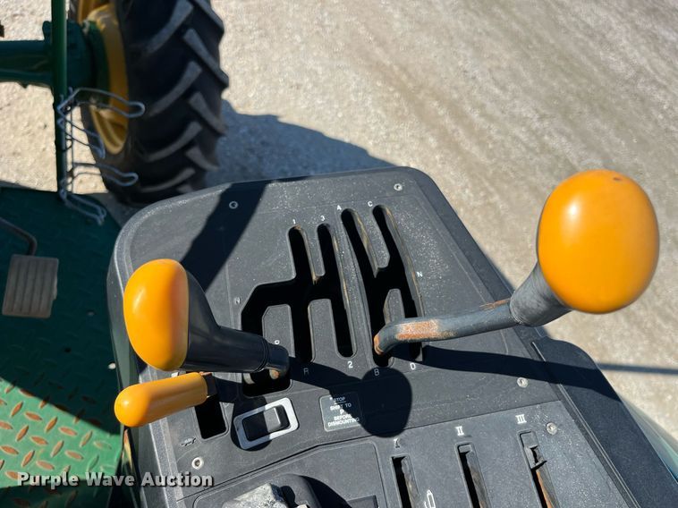 image for item MG9494 John Deere 6615  MFWD tractor