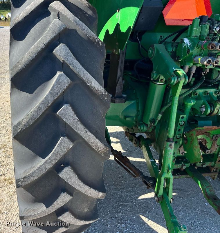 image for item MG9494 John Deere 6615  MFWD tractor