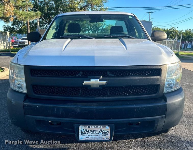 image for item MG9986 2008 Chevrolet Silverado 1500  pickup truck