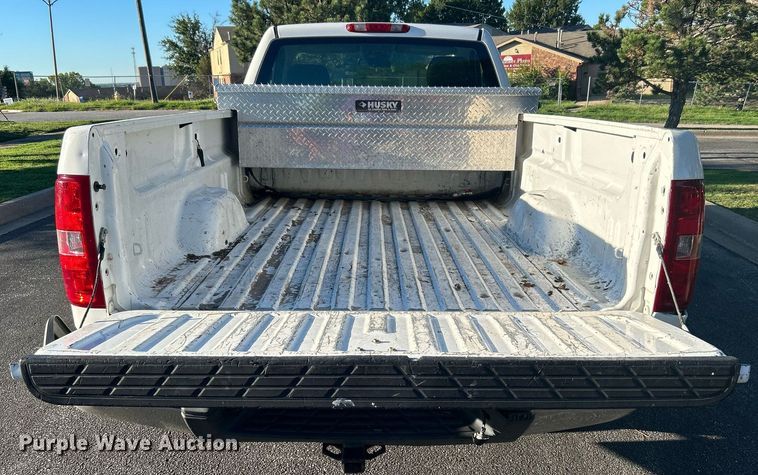 image for item MG9986 2008 Chevrolet Silverado 1500  pickup truck