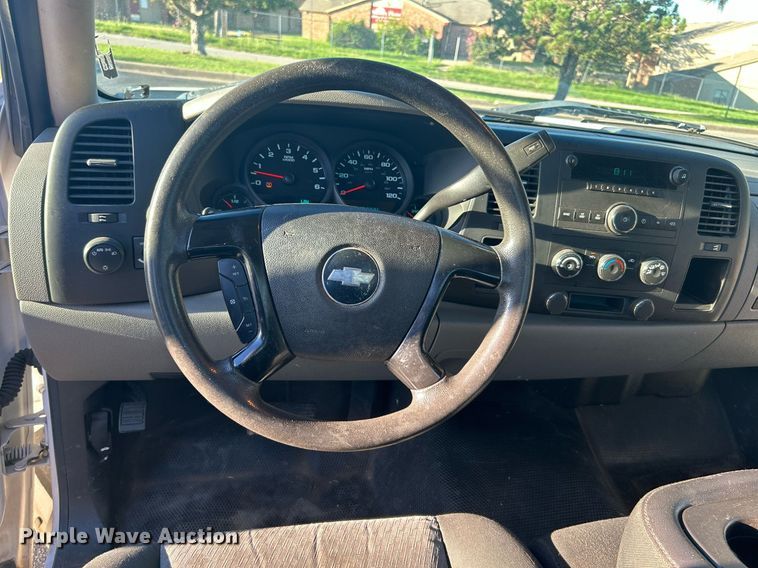 image for item MG9986 2008 Chevrolet Silverado 1500  pickup truck