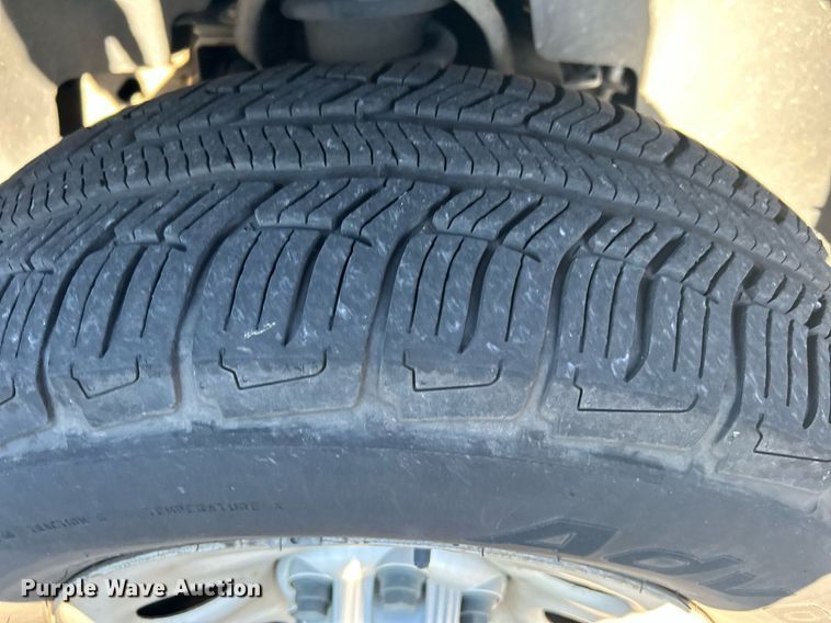 image for item MG9986 2008 Chevrolet Silverado 1500  pickup truck