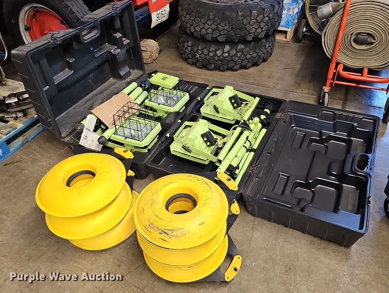 image for item MH9375 Tools