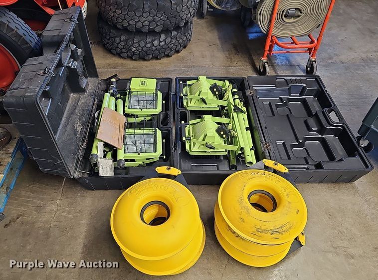 image for item MH9375 Tools