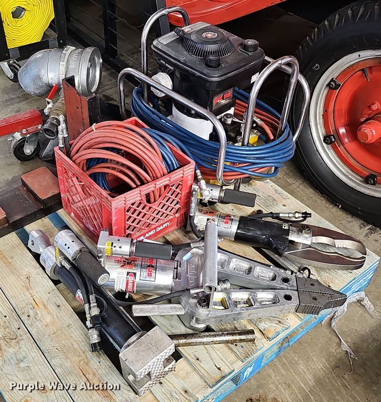 image for item MH9376 Amkus Rescue Systems  emergency response equipment