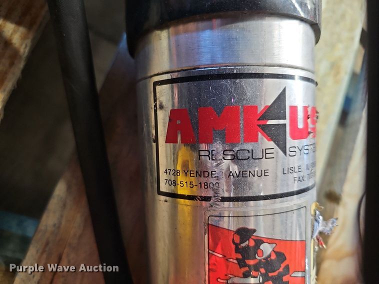 image for item MH9376 Amkus Rescue Systems  emergency response equipment