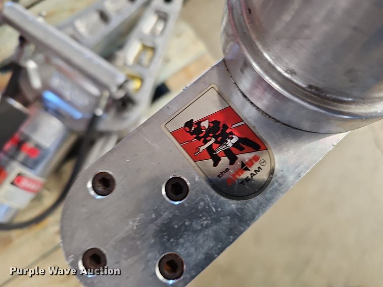 image for item MH9376 Amkus Rescue Systems  emergency response equipment