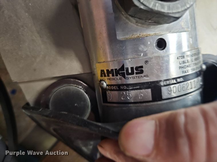 image for item MH9376 Amkus Rescue Systems  emergency response equipment