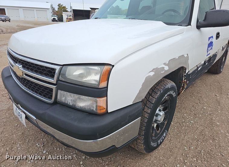 image for item MH9444 2006 Chevrolet Silverado 1500  pickup truck