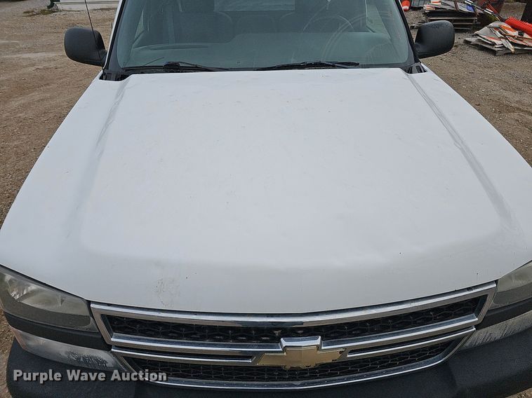 image for item MH9444 2006 Chevrolet Silverado 1500  pickup truck