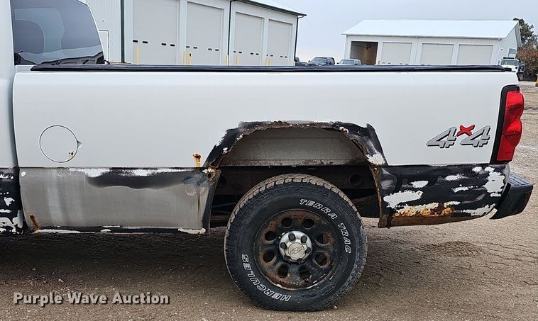 image for item MH9444 2006 Chevrolet Silverado 1500  pickup truck