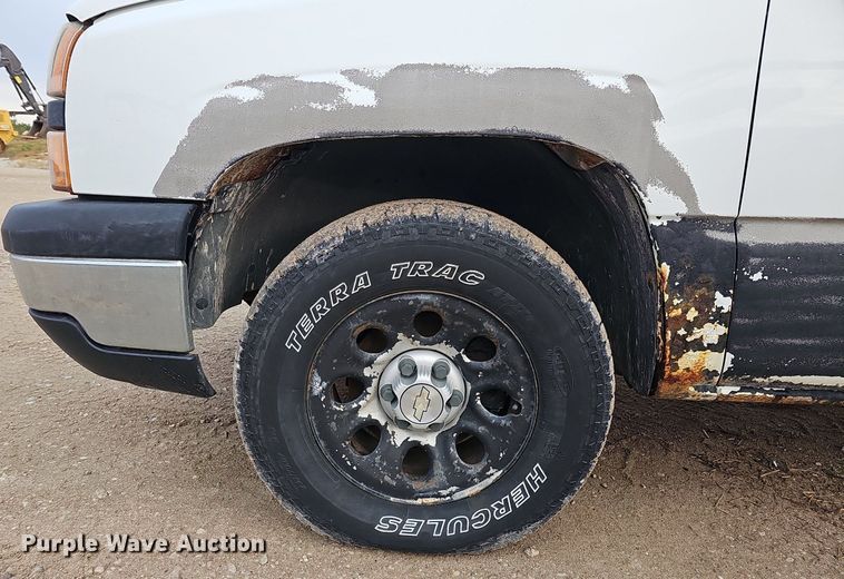 image for item MH9444 2006 Chevrolet Silverado 1500  pickup truck