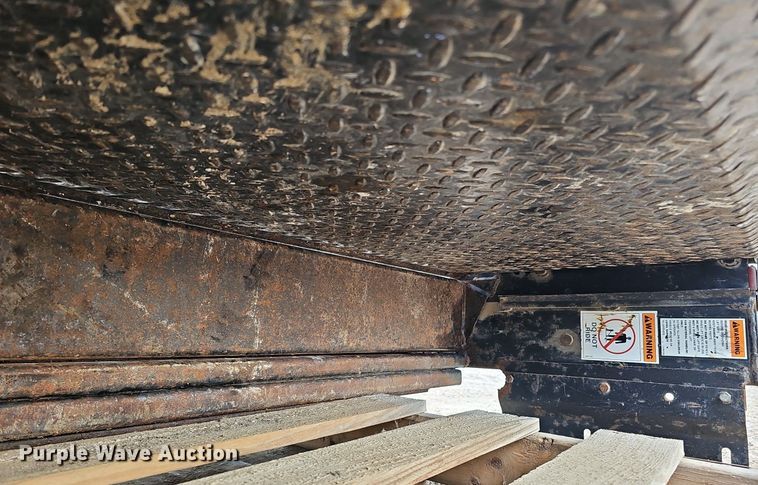 image for item MH9449 Eagle Lift Palfinger E38-60  end gate lift