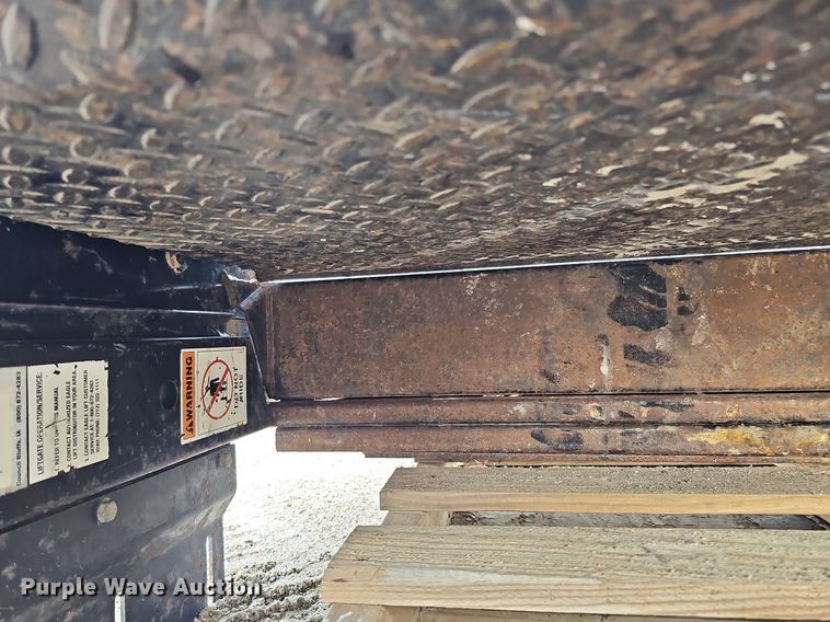 image for item MH9449 Eagle Lift Palfinger E38-60  end gate lift