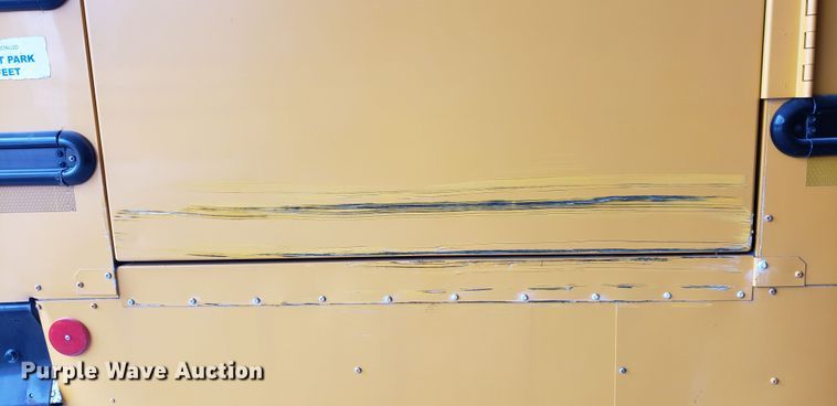 image for item ML9080 2009 Freightliner Thomas B2  school bus