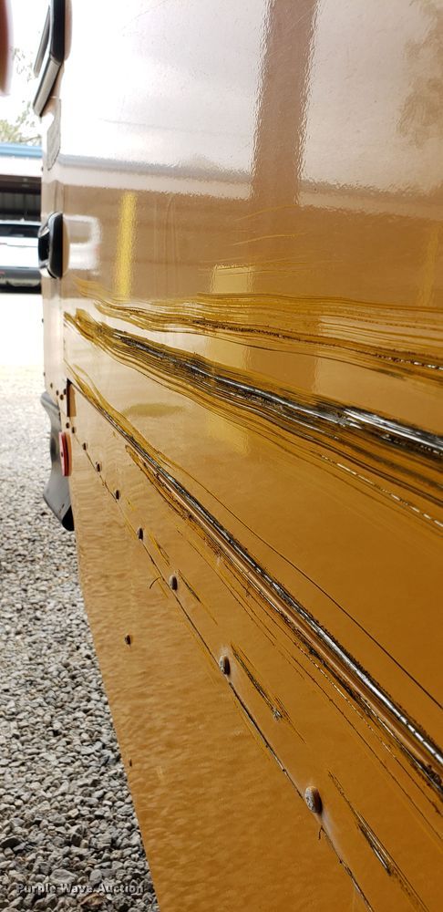 image for item ML9080 2009 Freightliner Thomas B2  school bus