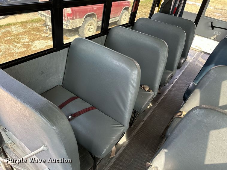 image for item ML9080 2009 Freightliner Thomas B2  school bus