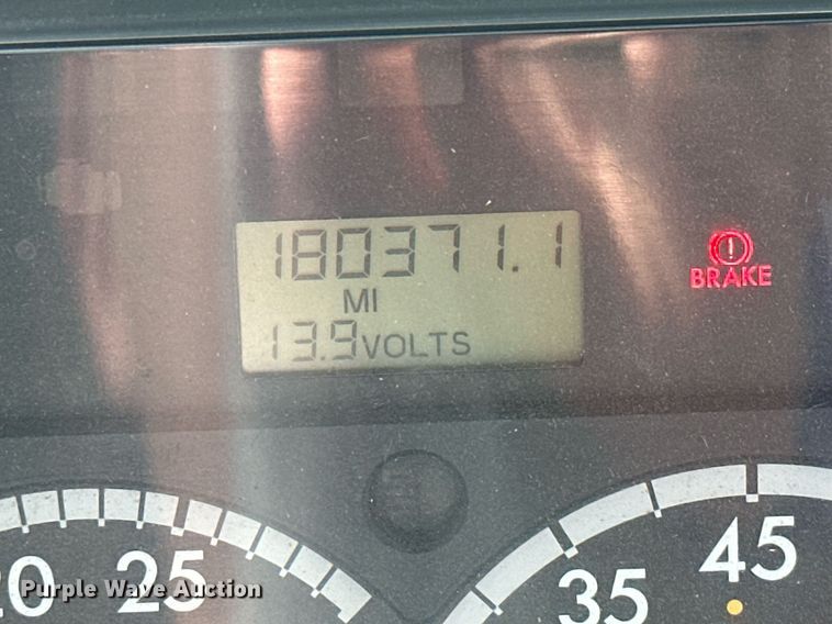 image for item ML9080 2009 Freightliner Thomas B2  school bus