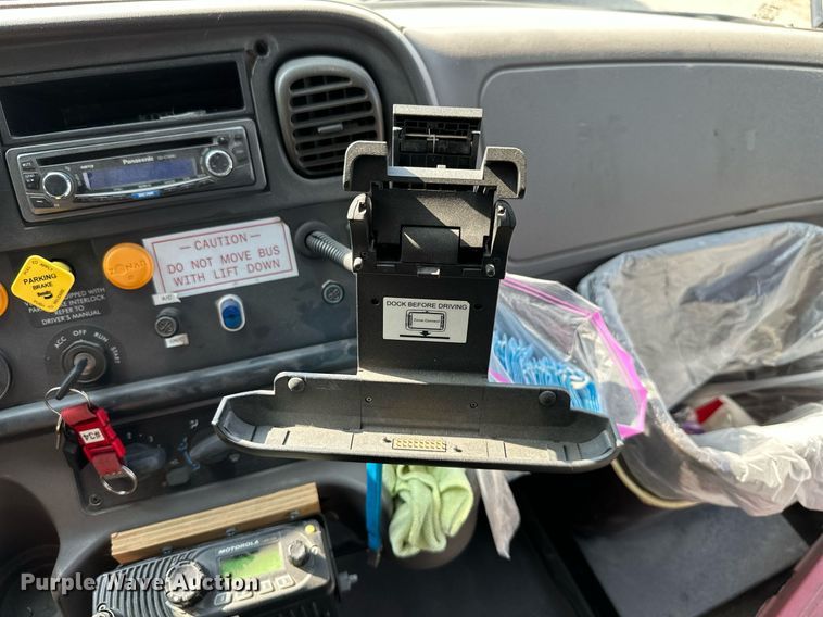 image for item ML9080 2009 Freightliner Thomas B2  school bus