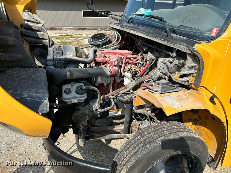 image for item ML9080 2009 Freightliner Thomas B2  school bus