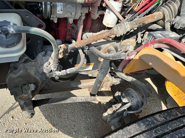 image for item ML9080 2009 Freightliner Thomas B2  school bus