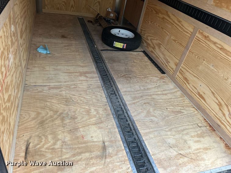 image for item MO9066 2005 Pace American CS612SAE  enclosed cargo trailer