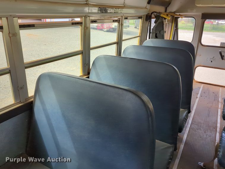 image for item MX9388 2005 Thomas Built  shuttle bus