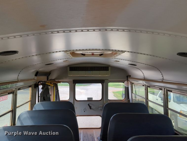 image for item MX9388 2005 Thomas Built  shuttle bus