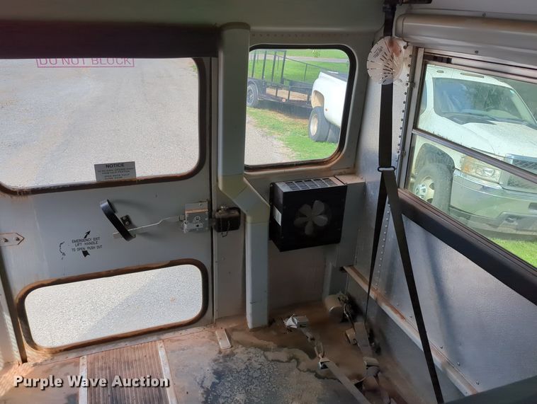 image for item MX9388 2005 Thomas Built  shuttle bus