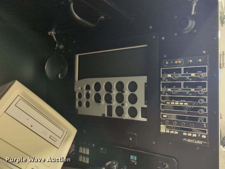 image for item MY9917 2001 ETC GAT II  flight simulator