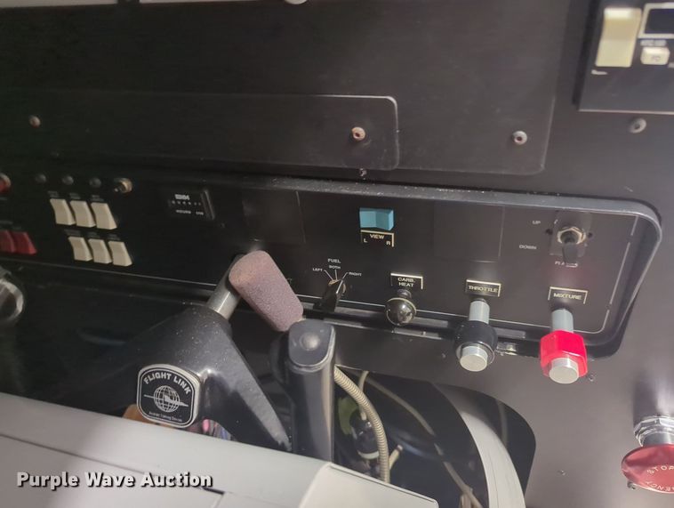 image for item MY9917 2001 ETC GAT II  flight simulator