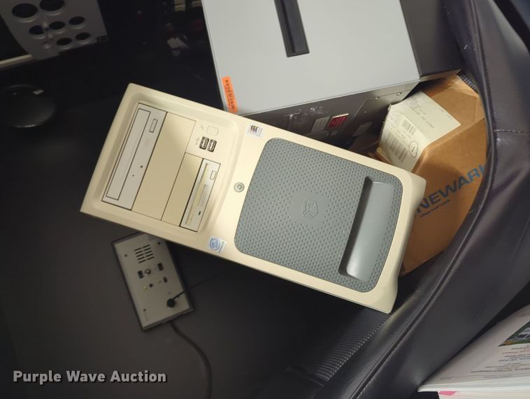 image for item MY9917 2001 ETC GAT II  flight simulator