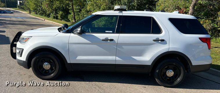 image for item NA9208 2017 Ford Explorer Police Interceptor SUV