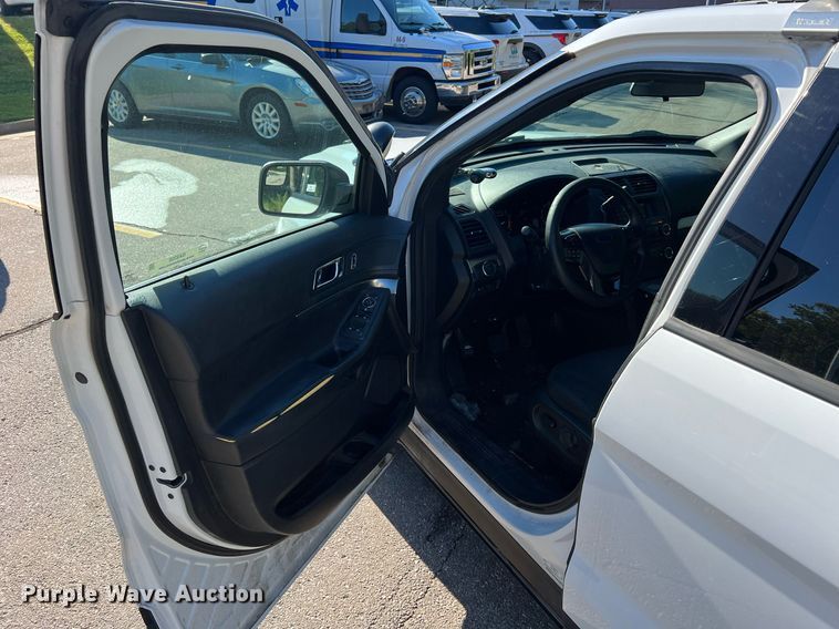 image for item NA9208 2017 Ford Explorer Police Interceptor SUV