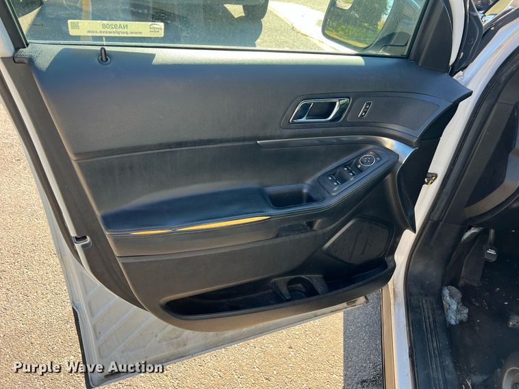 image for item NA9208 2017 Ford Explorer Police Interceptor SUV