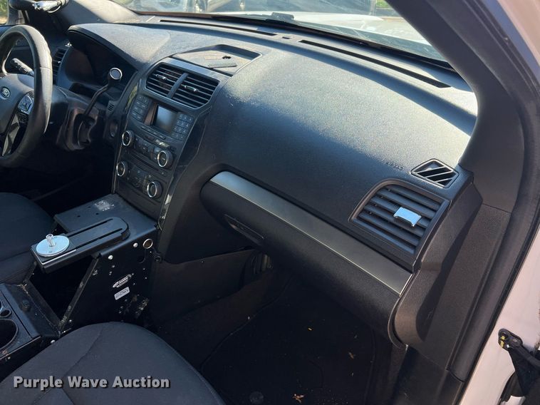 image for item NA9208 2017 Ford Explorer Police Interceptor SUV