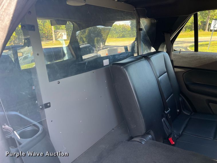 image for item NA9208 2017 Ford Explorer Police Interceptor SUV