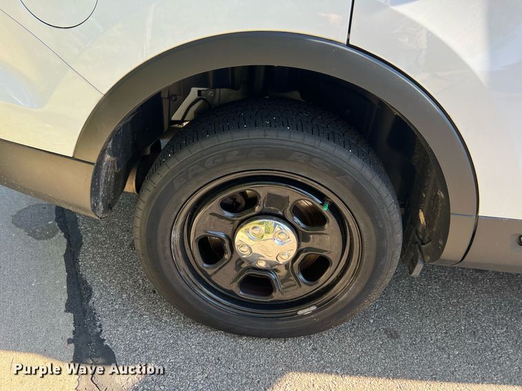 image for item NA9208 2017 Ford Explorer Police Interceptor SUV