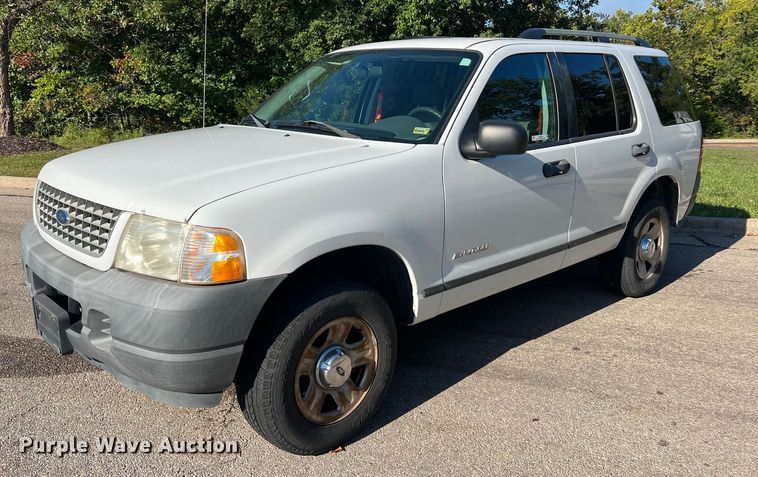 image for item NA9209 2004 Ford Explorer SUV