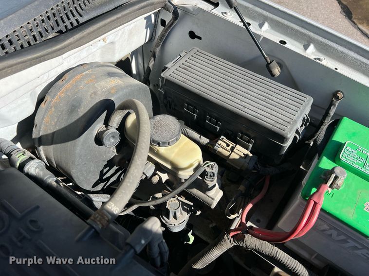 image for item NA9209 2004 Ford Explorer SUV