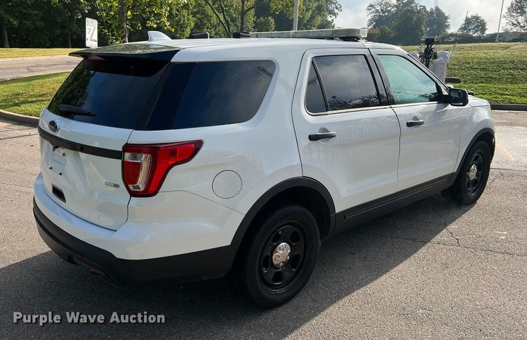 image for item NA9210 2016 Ford Explorer Police Interceptor SUV