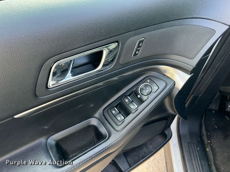 image for item NA9210 2016 Ford Explorer Police Interceptor SUV