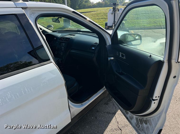 image for item NA9210 2016 Ford Explorer Police Interceptor SUV