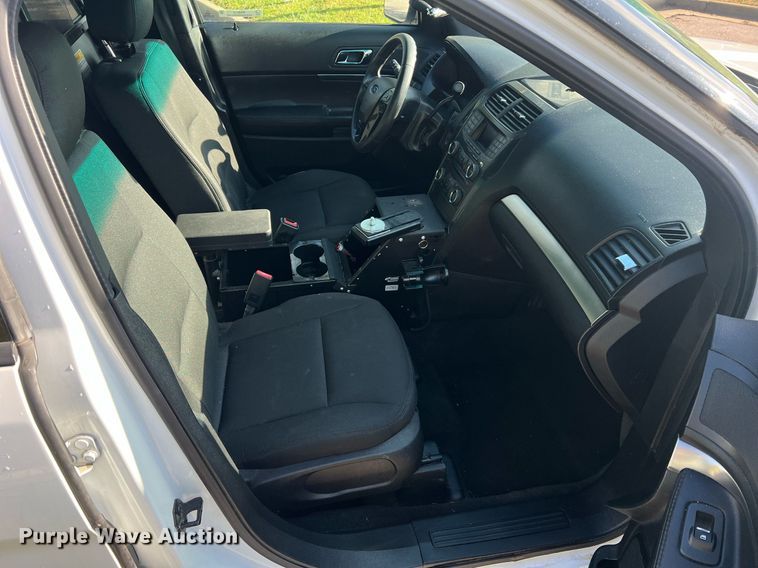 image for item NA9210 2016 Ford Explorer Police Interceptor SUV