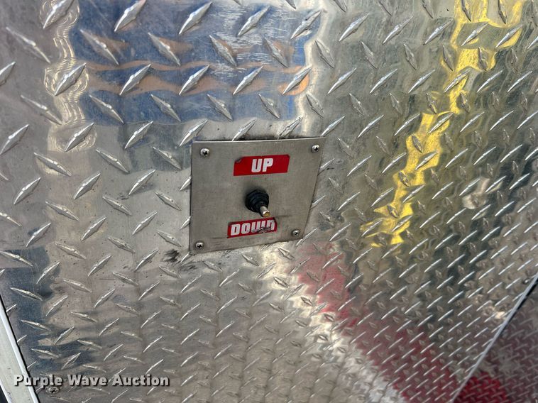 image for item NA9212 2010 Ford E450 ambulance