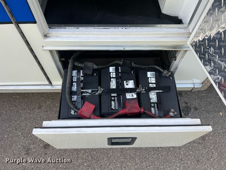 image for item NA9212 2010 Ford E450 ambulance