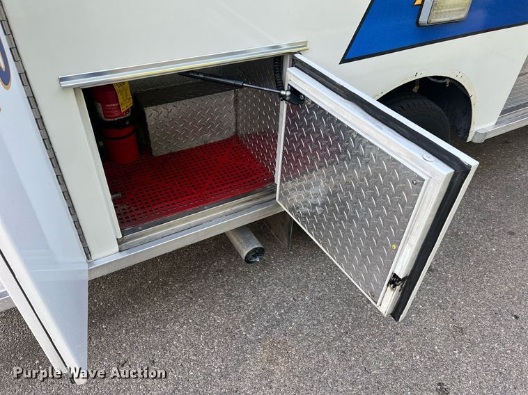 image for item NA9212 2010 Ford E450 ambulance